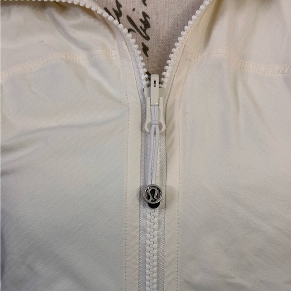 🌼Lululemon Women's Off-White Hooded Stretch Full-Zip Jacket🌼 - Picture 3 of 13